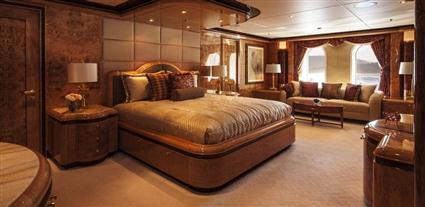 يخت ليندا ذو ال 50 مليون دولار